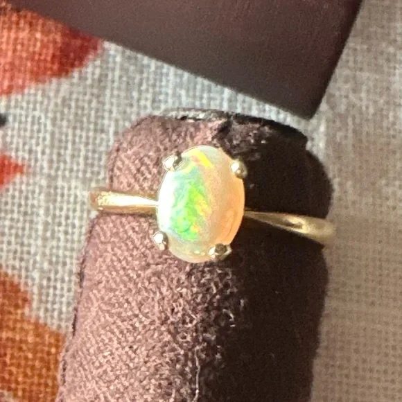 Solid 14k Genuine Natural Australian fire Opal Ring - Picture 9 of 9
